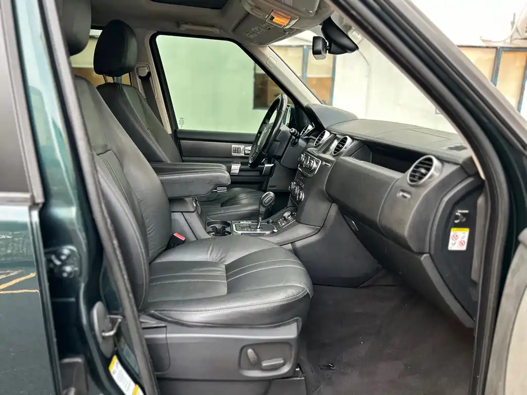 Land Rover Discovery — миниатюра 40