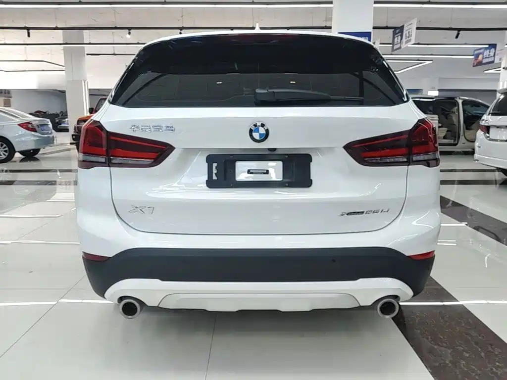 BMW X1 — миниатюра 6