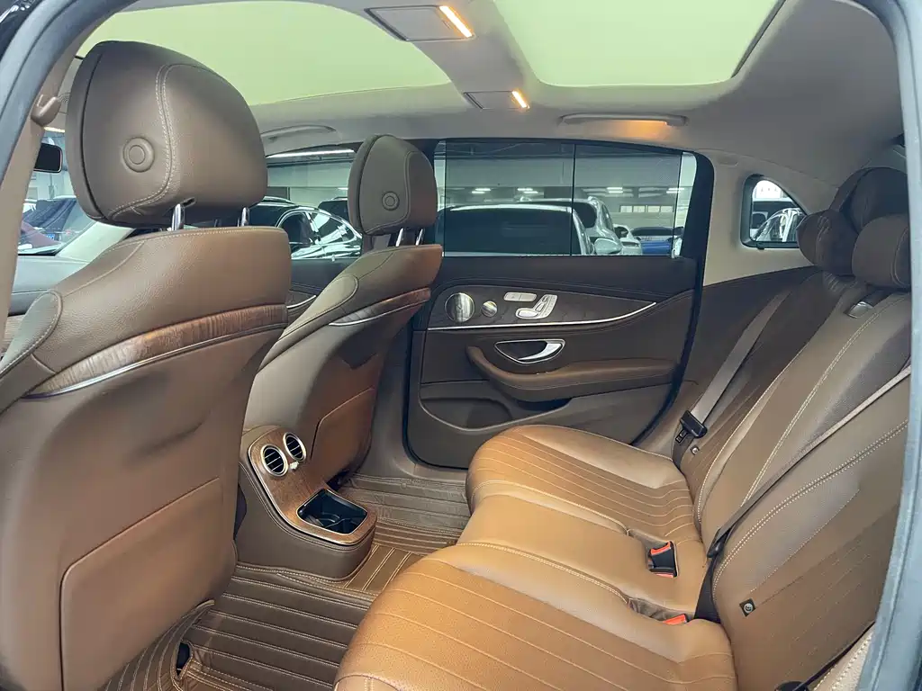 Mercedes-Benz E-Class E 2023 E 300 L Luxury