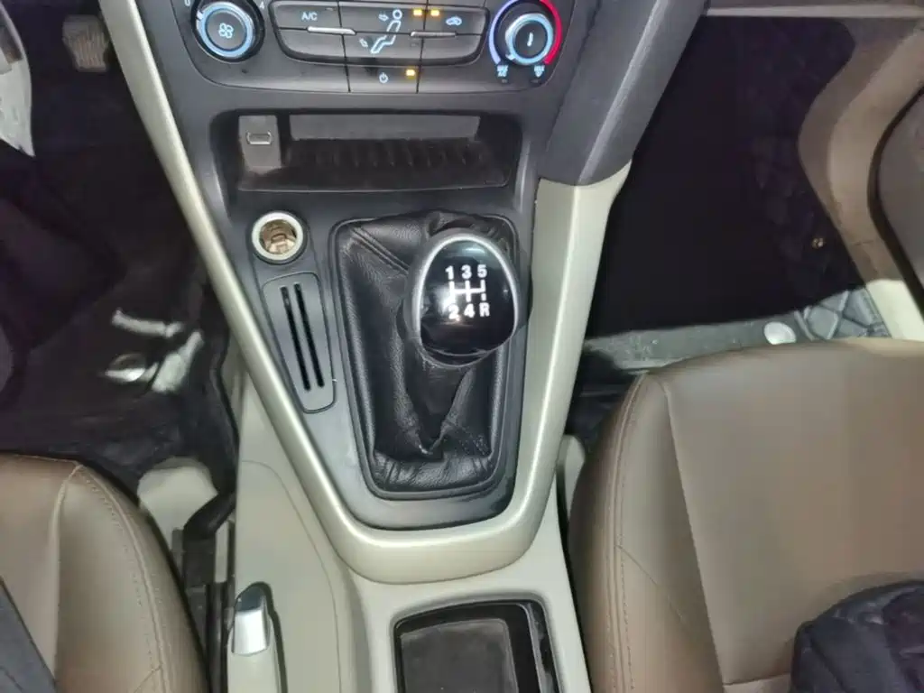 Ford Focus — миниатюра 14