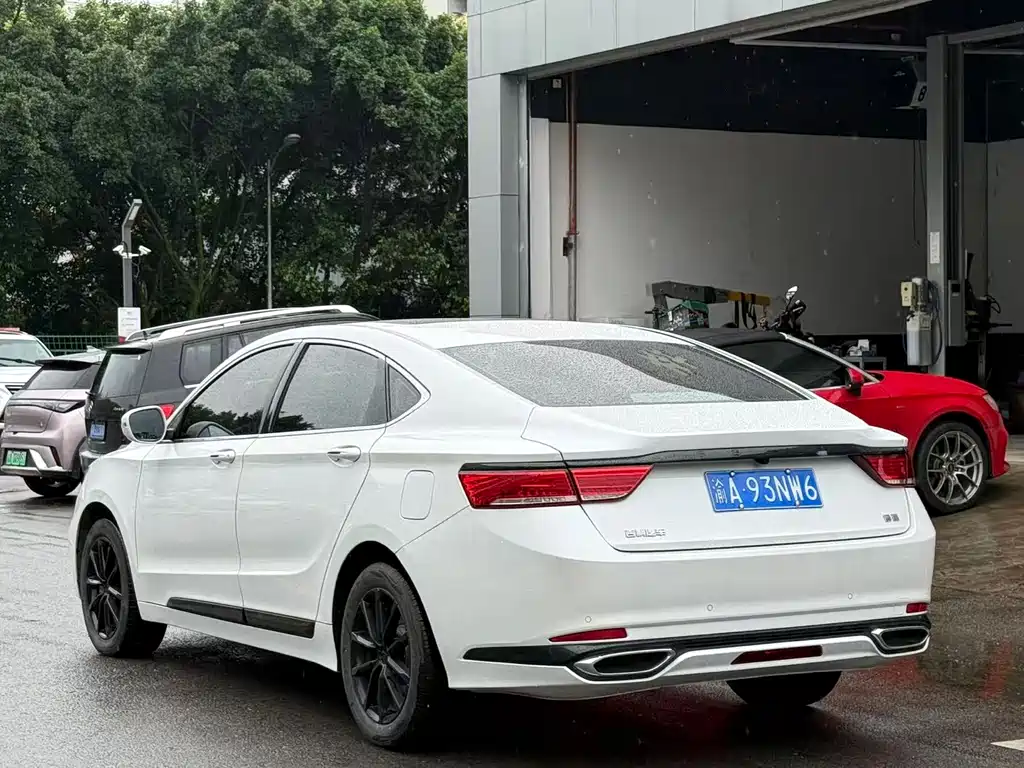 Geely Borui 2021 1.8T +
