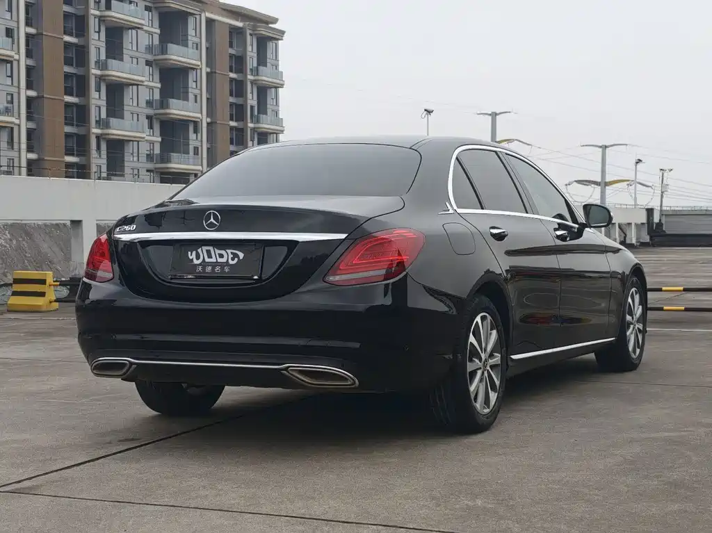 Mercedes-Benz C-Class — миниатюра 5