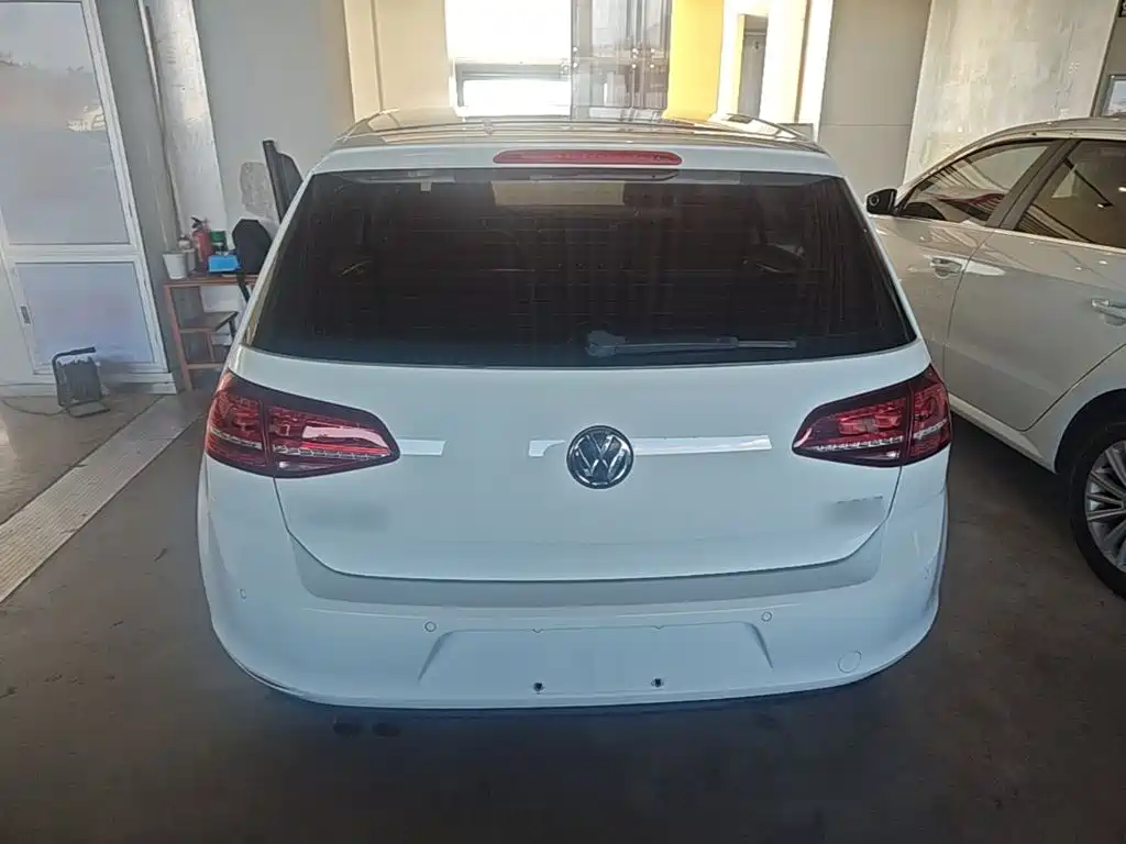 Volkswagen Golf — миниатюра 6