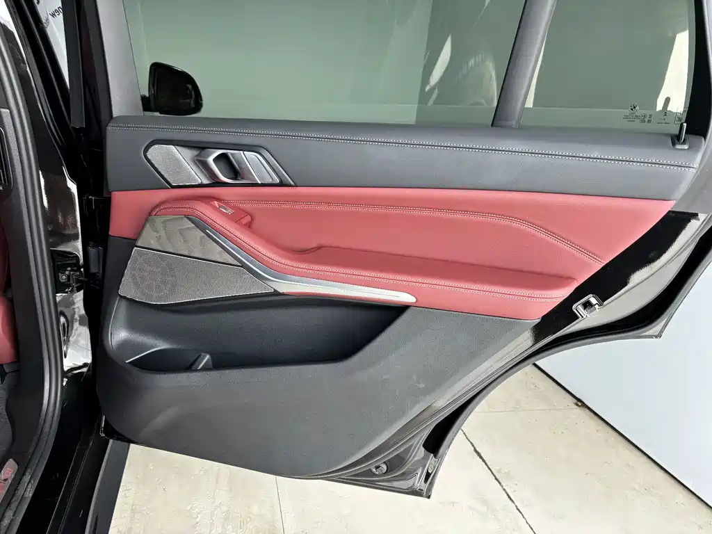 BMW X5 — миниатюра 24