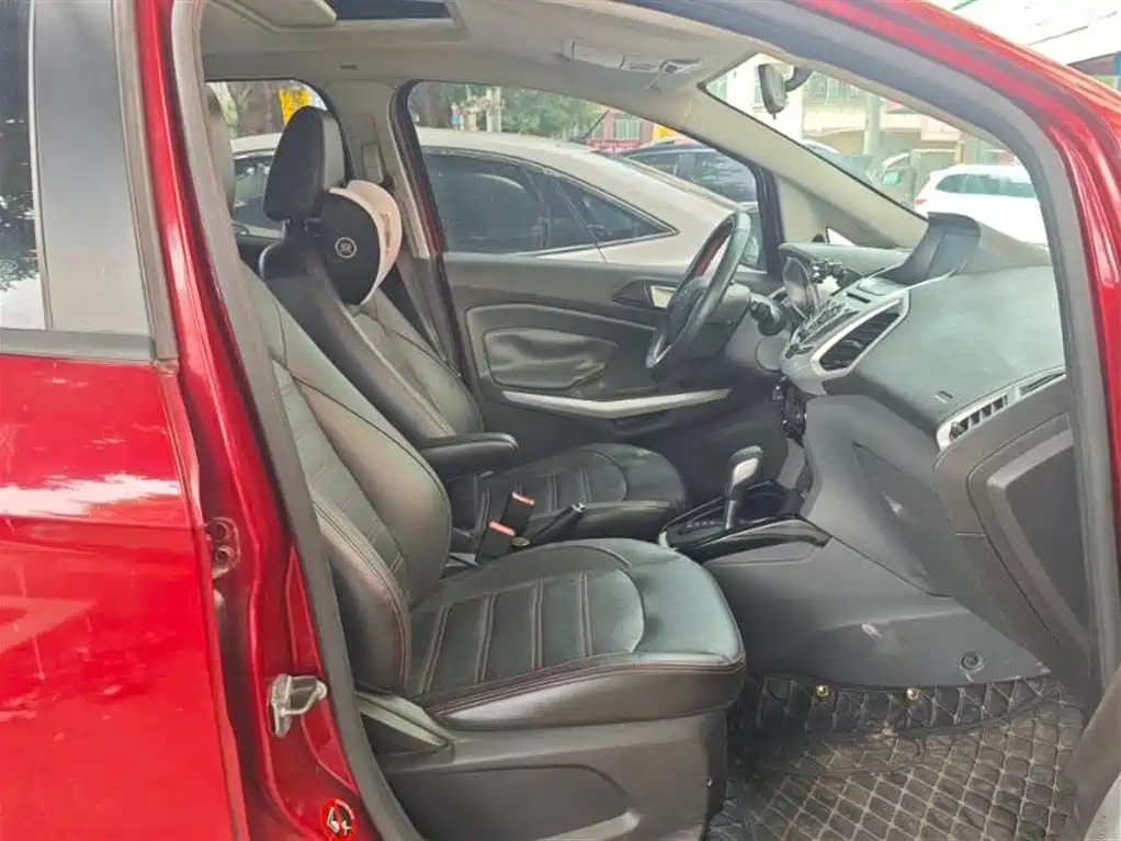 Ford EcoSport 2013 1.5L AT Luxury