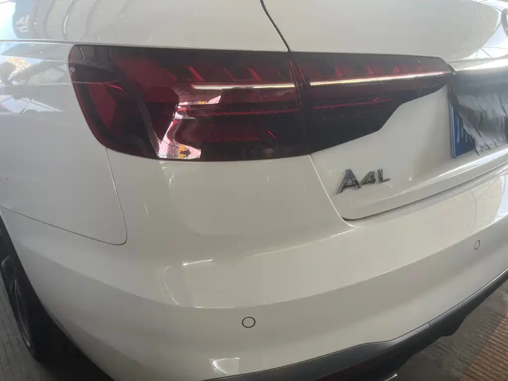 Audi A4L — миниатюра 7