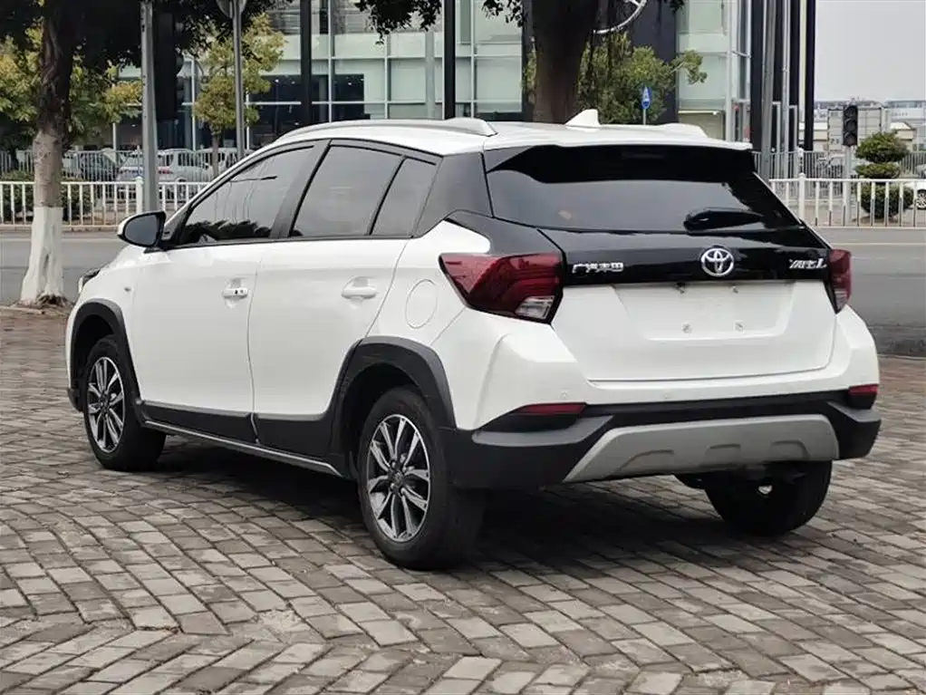 TOYOTA YARIS L ZHIXUAN