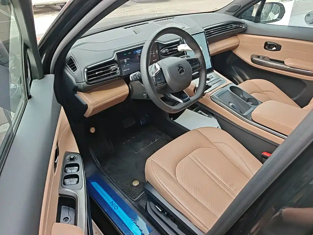 NIO ES6 — миниатюра 16