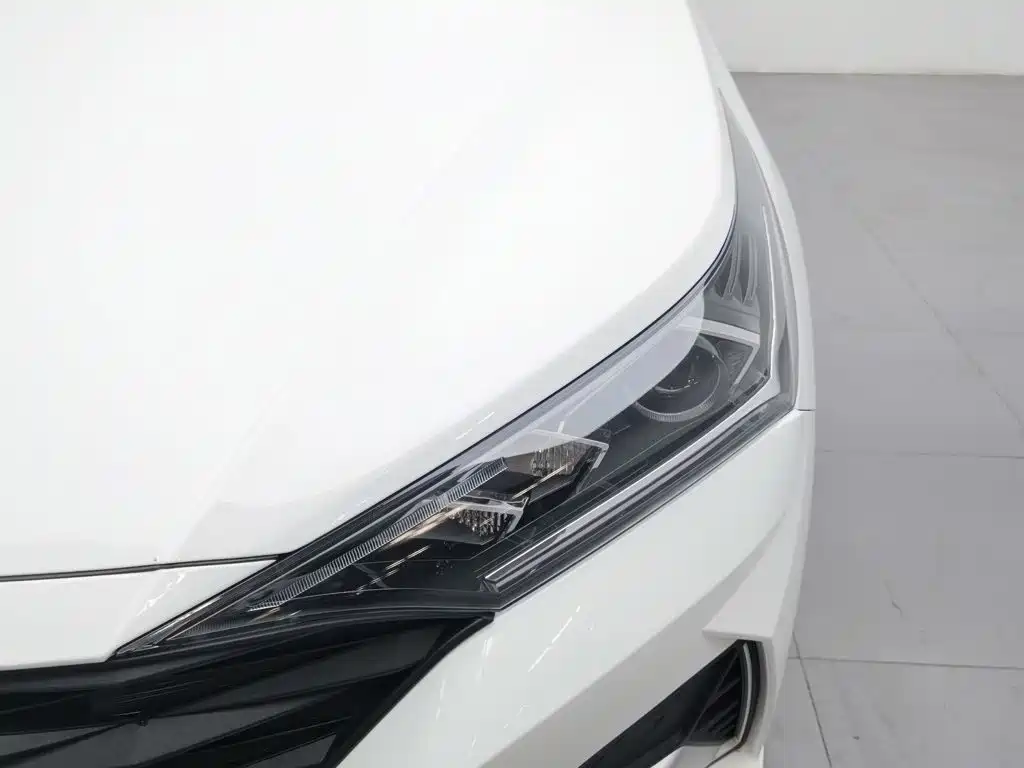 Hyundai Verna — миниатюра 7