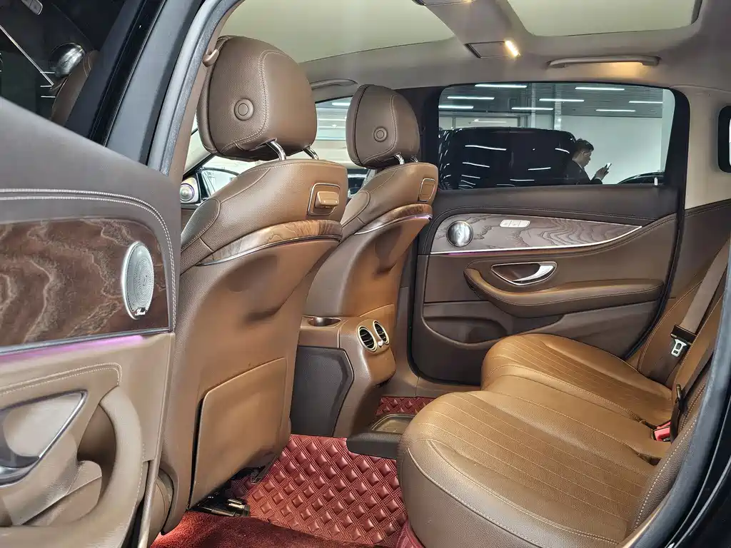 Mercedes-Benz E-Class E 2019 E 300 L Fashion