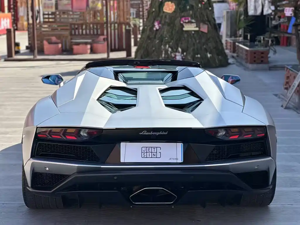 Lamborghini Aventador 2017 Aventador S