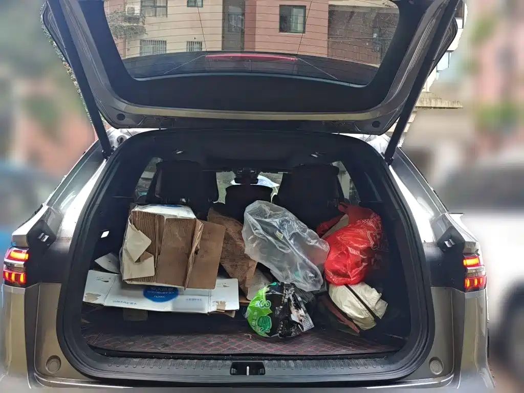 Geely Xingyue L — миниатюра 15