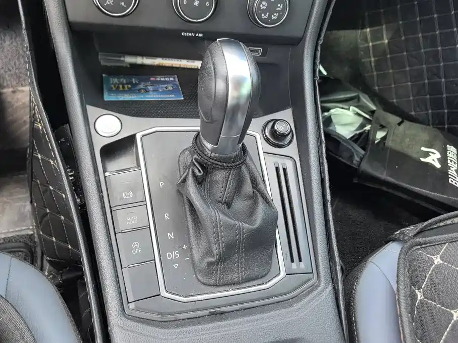 Volkswagen Lavida — миниатюра 16