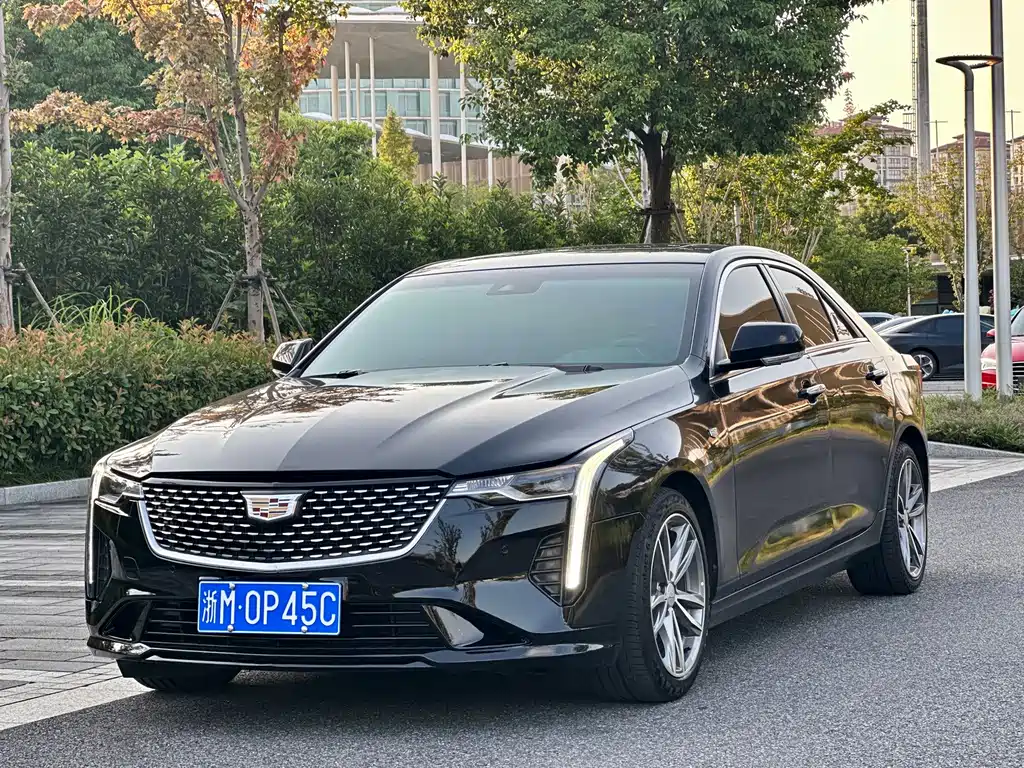 Cadillac CT4