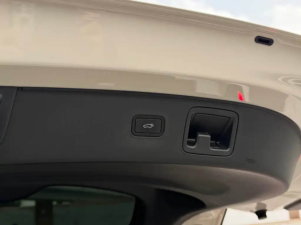 ZEEKR EXTREME KRYPTON X