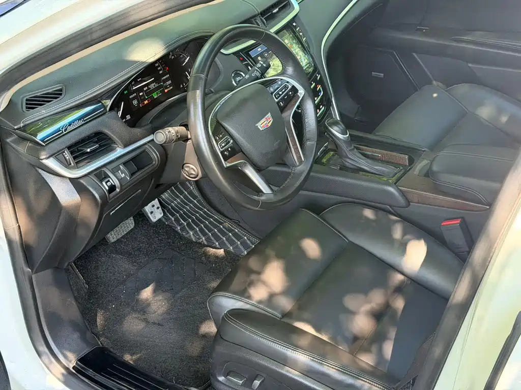 Cadillac XTS — миниатюра 11