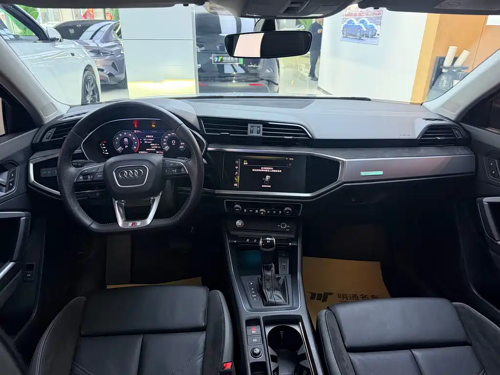 Audi Q3 Sportback — миниатюра 8
