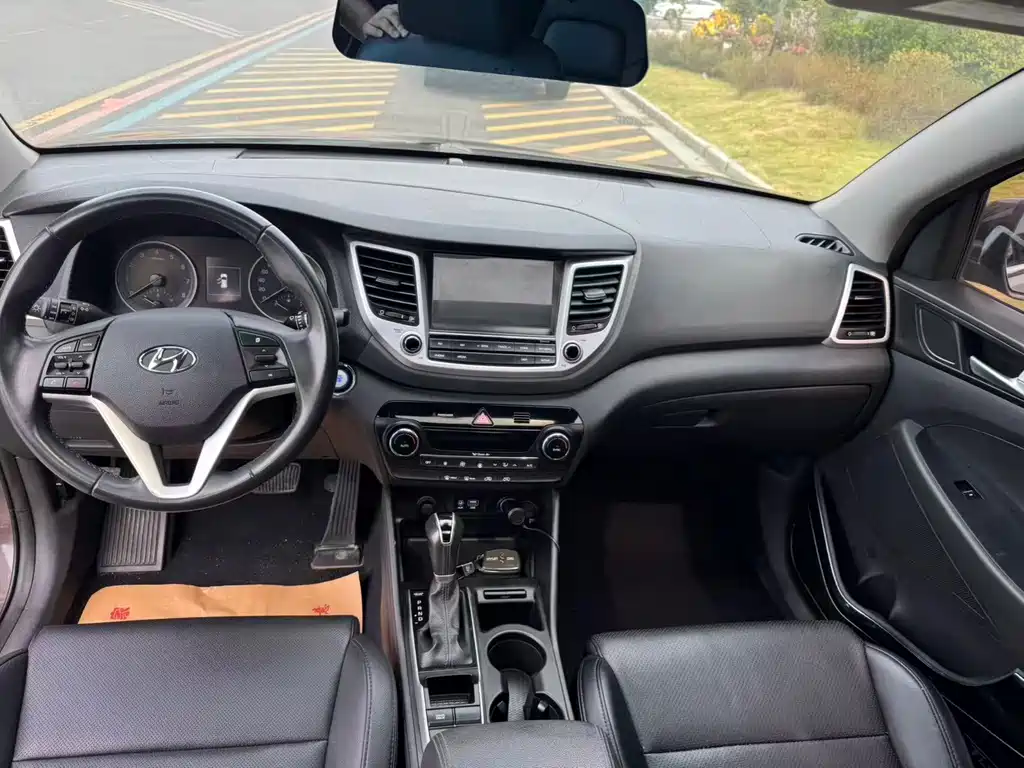 Hyundai Tucson — миниатюра 5