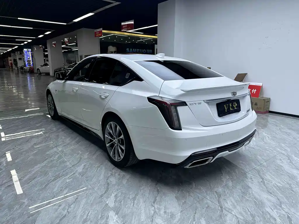 Cadillac CT5 — миниатюра 7