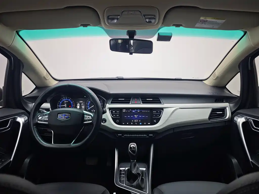 Geely Vision X3 — миниатюра 12