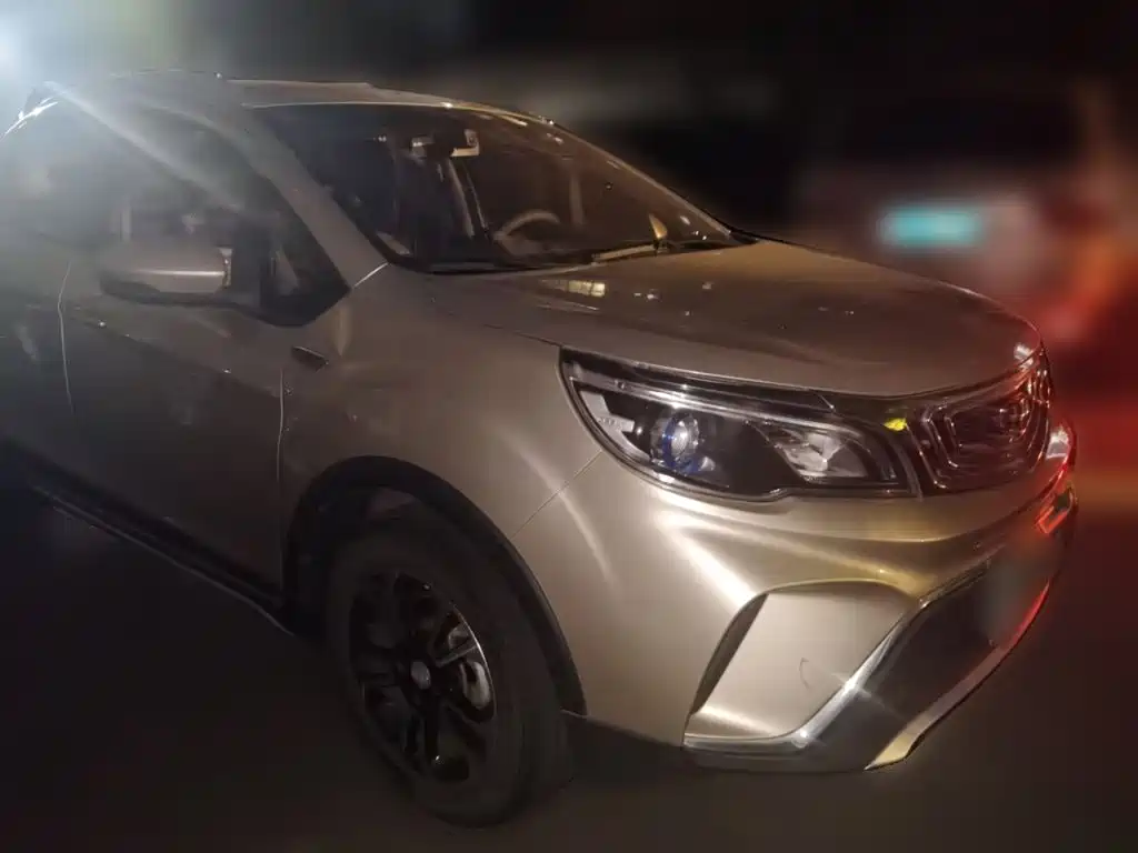Geely Vision X3 — миниатюра 24