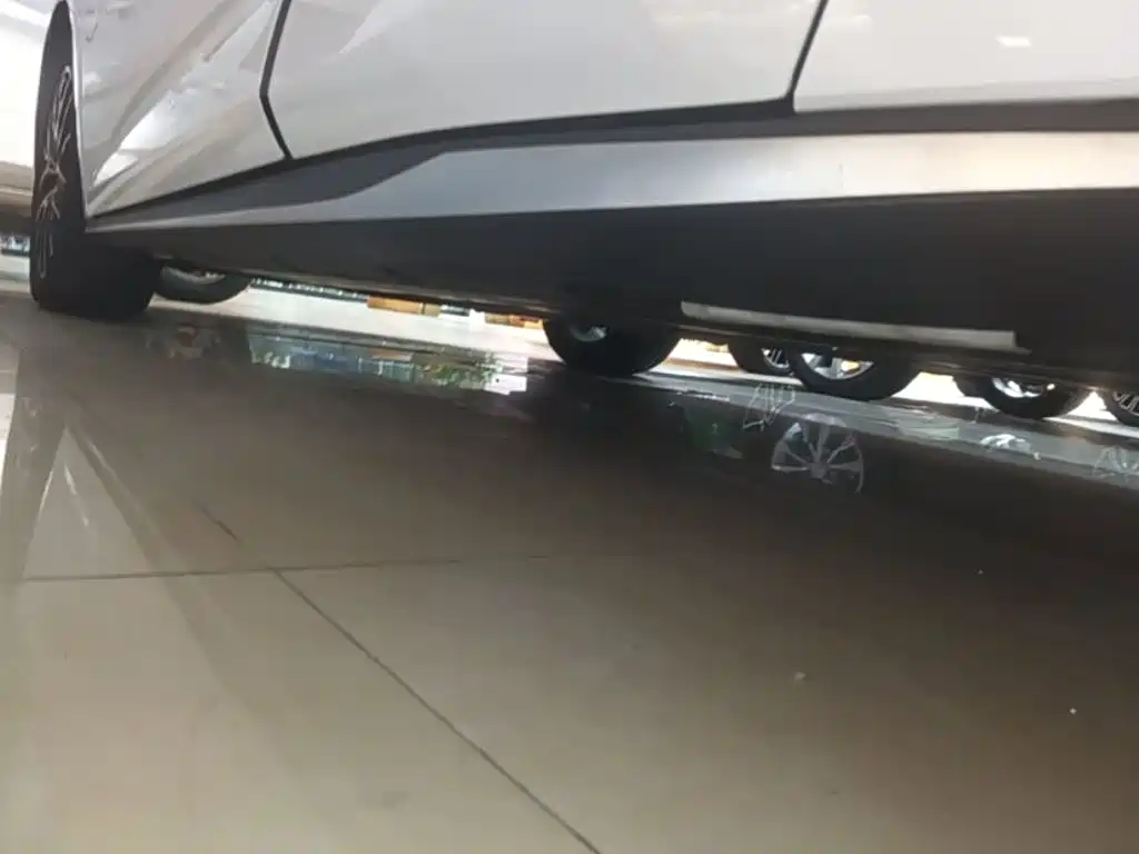 BYD Seal — миниатюра 22