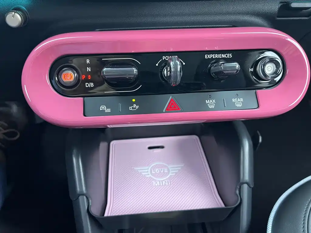 MINI MINI COOPER EV — миниатюра 10