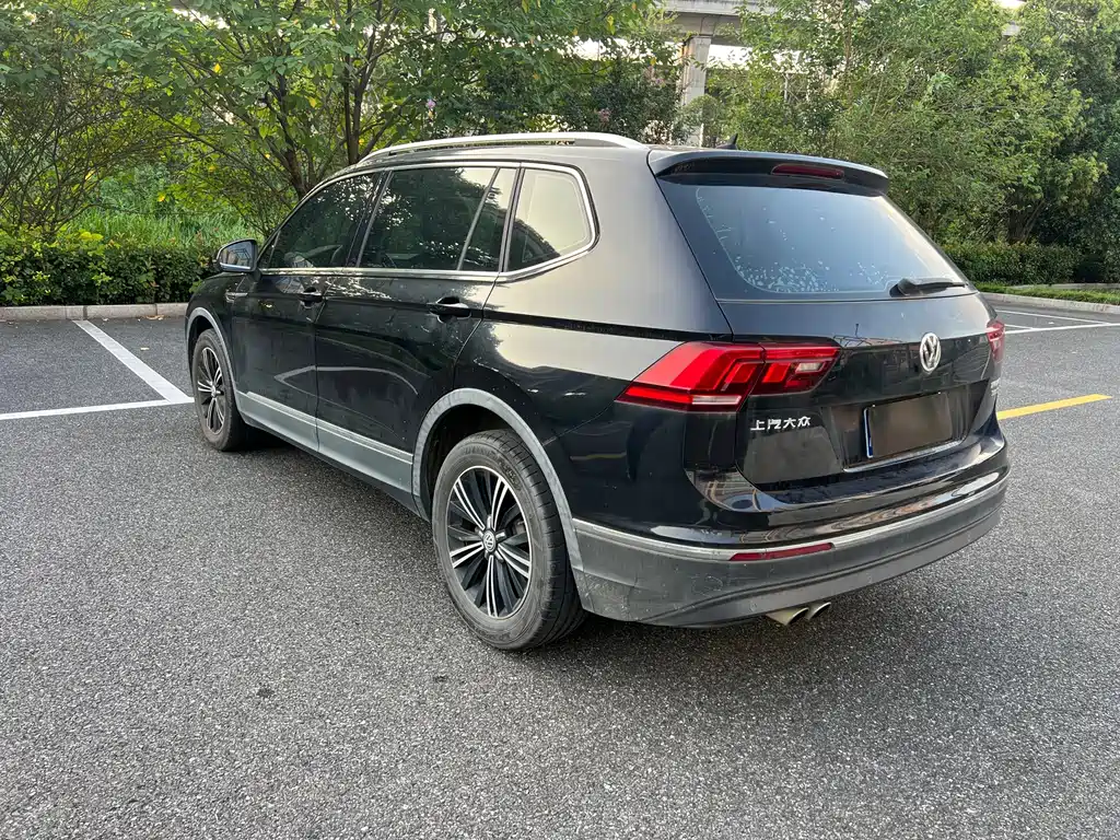 Volkswagen Tiguan L — миниатюра 7