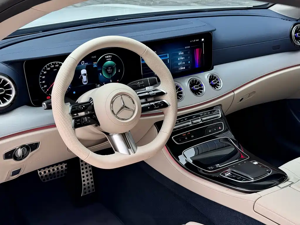 MERCEDES-BENZ E CLASS