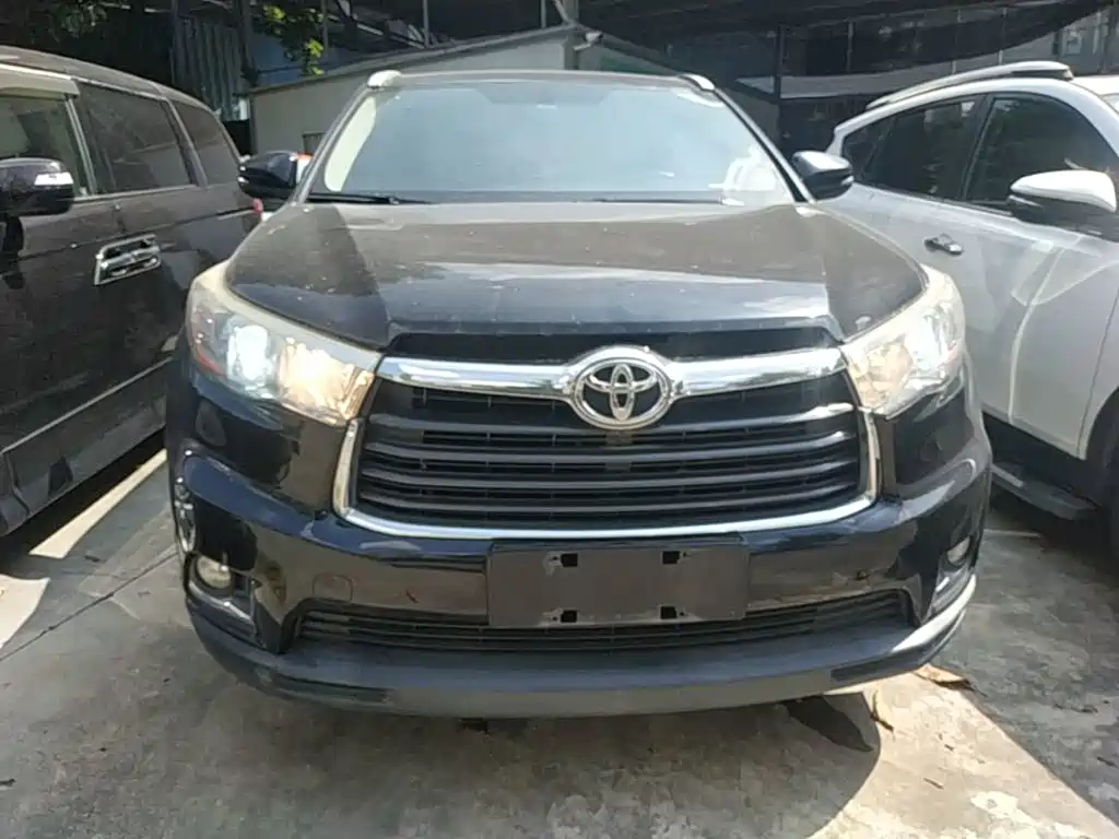 Toyota Highlander — миниатюра 3