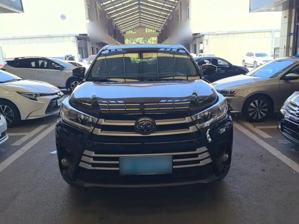 Toyota Highlander — миниатюра 3