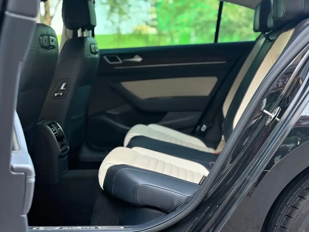 Volkswagen Magotan — миниатюра 4