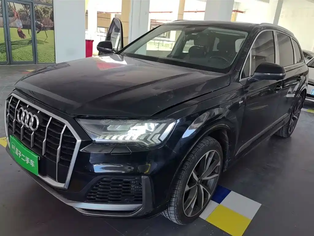 Audi Q7 2021