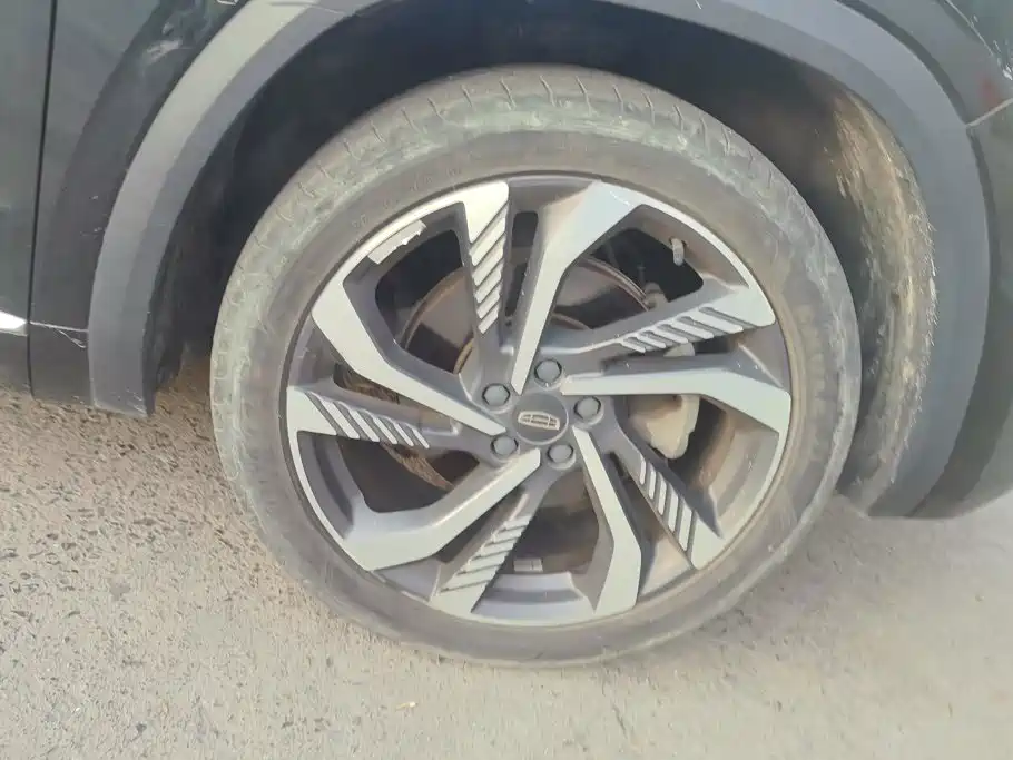 Geely Xingyue L — миниатюра 6