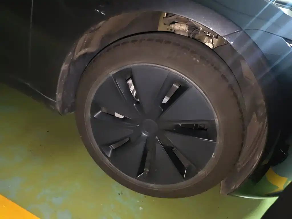 Tesla Model 3 — миниатюра 26