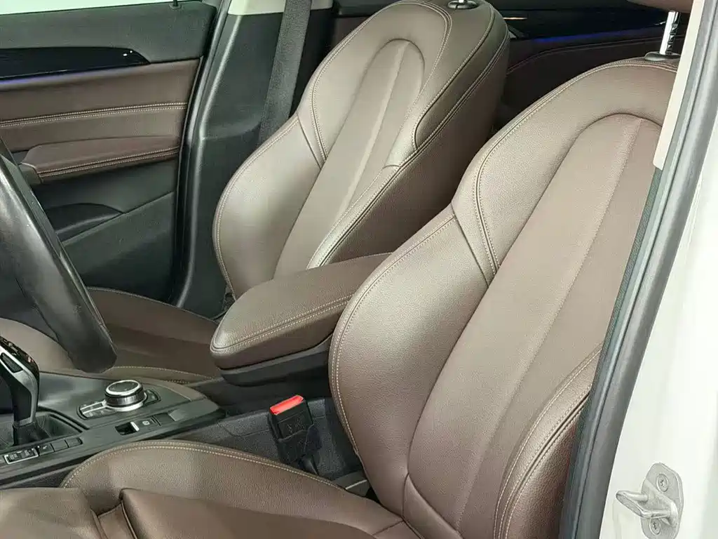 BMW X1 — миниатюра 10