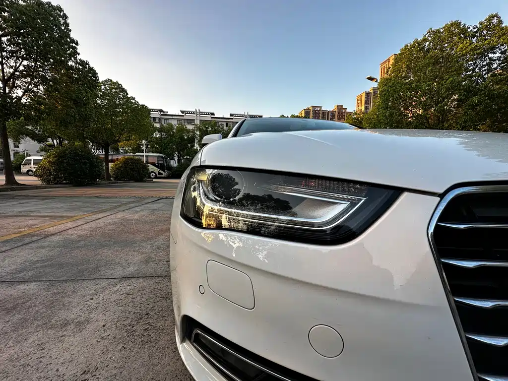Audi A4L — миниатюра 4