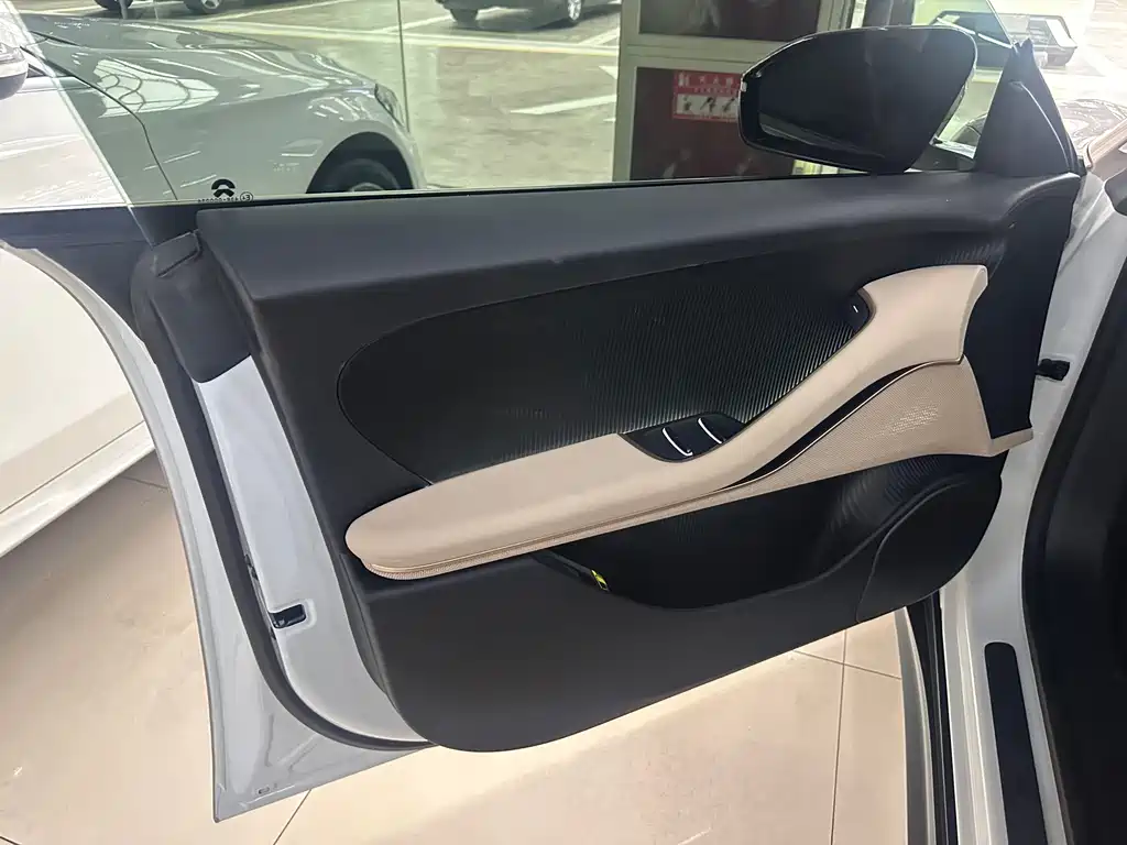 NIO ET5T 2023 75kWh Touring