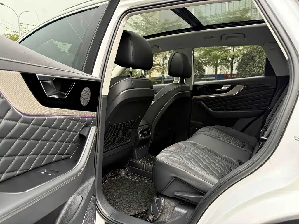 Hongqi Hongqi HS5 — миниатюра 8