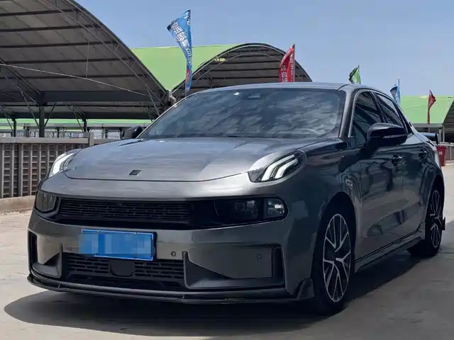 2022 Lynk & Co 03