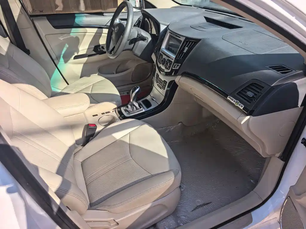 BYD e5 — миниатюра 9