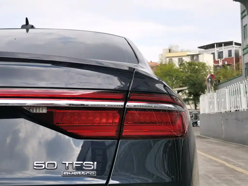 Audi A8 — миниатюра 24