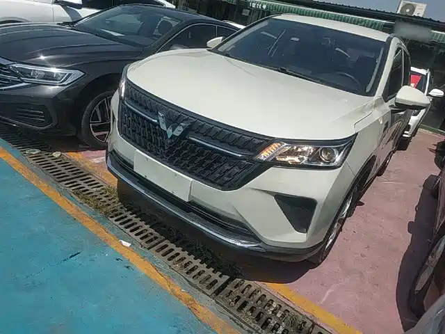 2023 Wuling Motors Asta