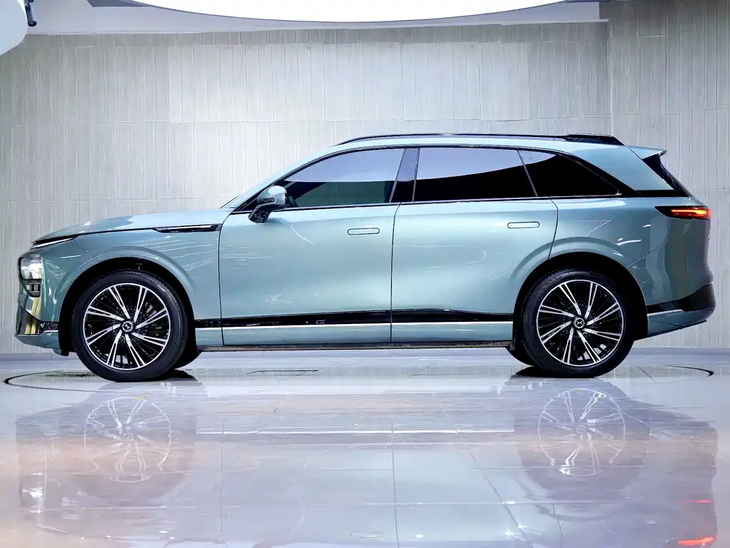XPeng G9 — миниатюра 3
