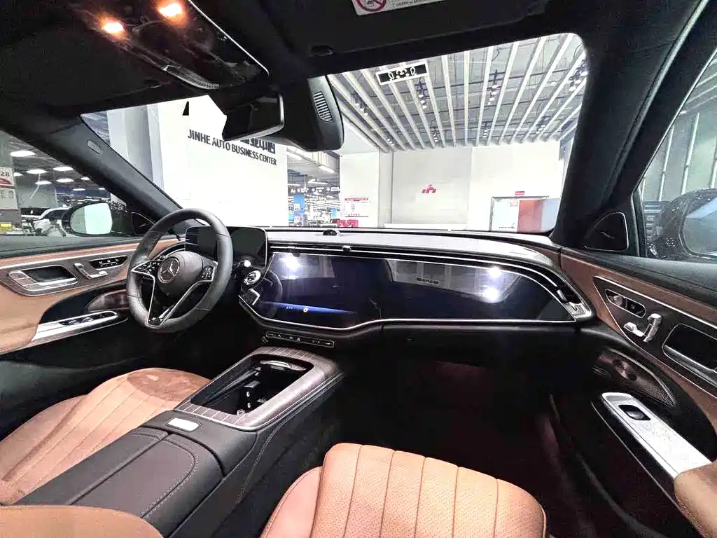 Mercedes-Benz E-Class E 2024 E 300 L Luxury