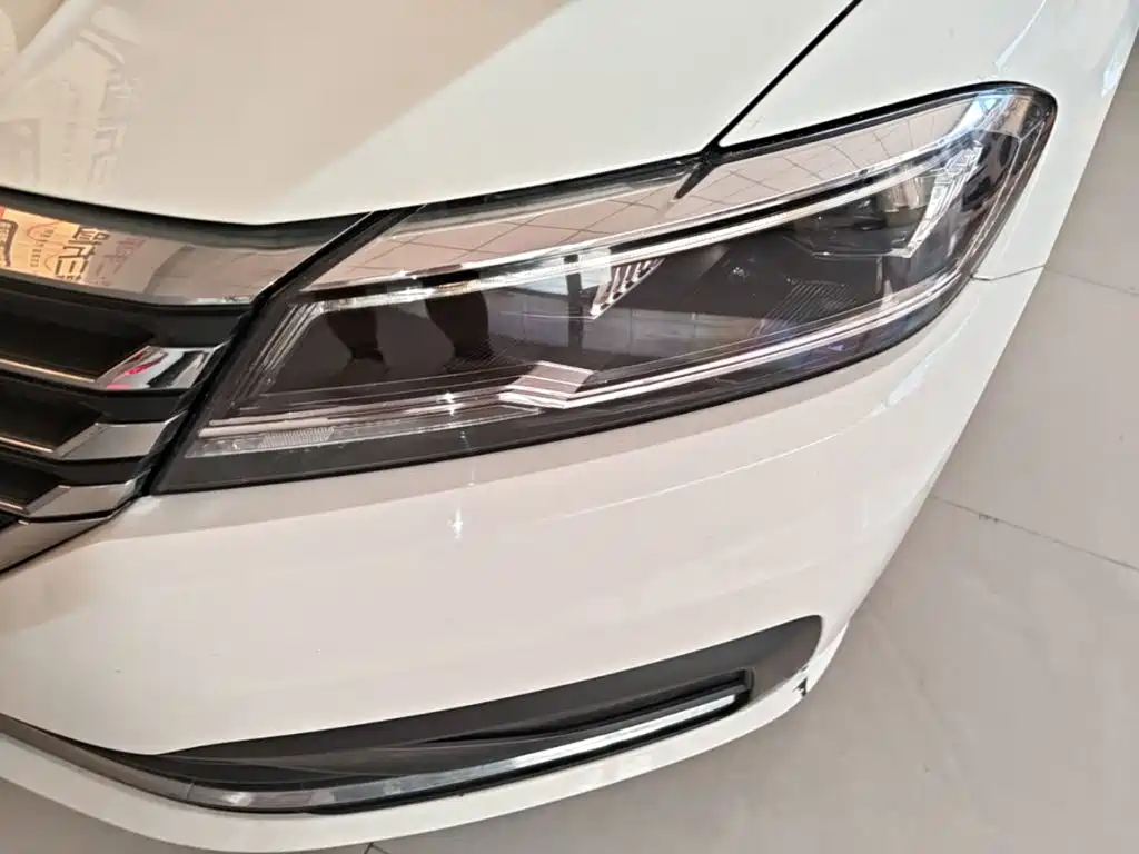 Volkswagen Lavida — миниатюра 24