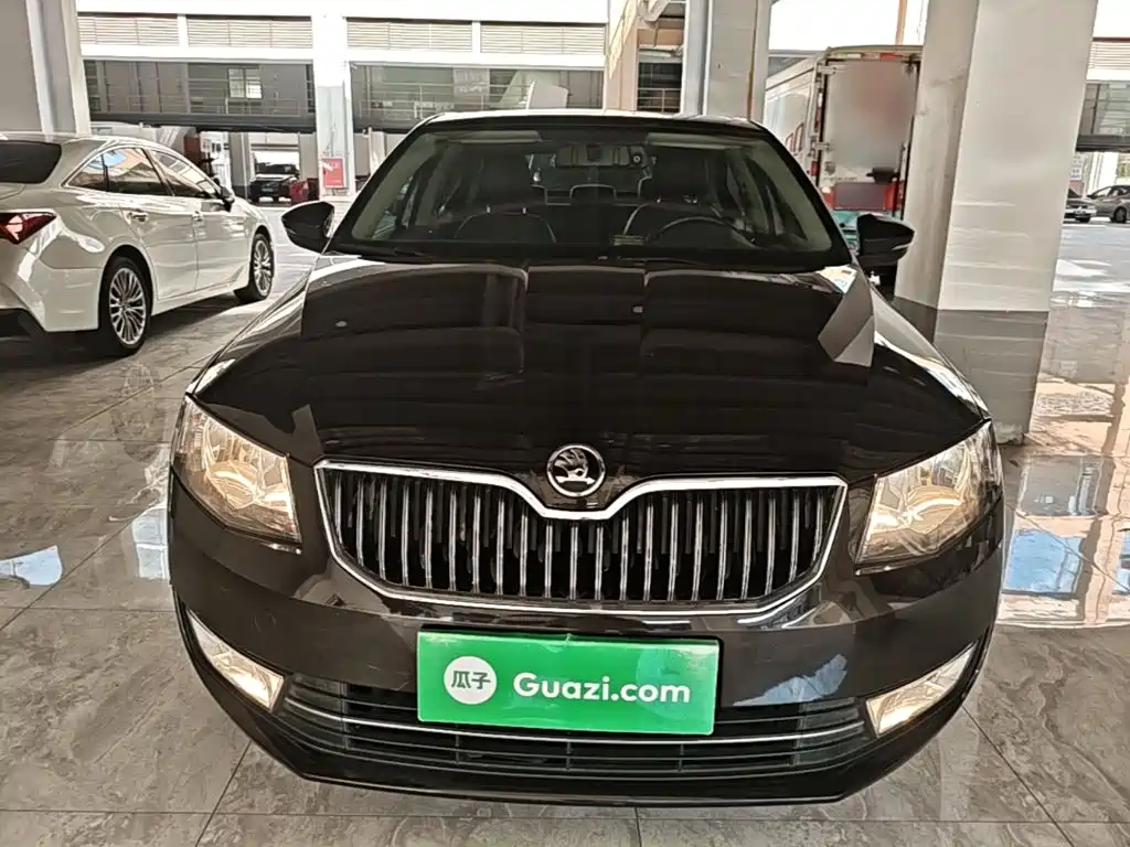 Skoda Octavia — миниатюра 3