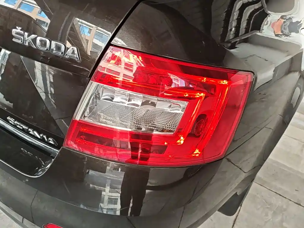 Skoda Octavia — миниатюра 8