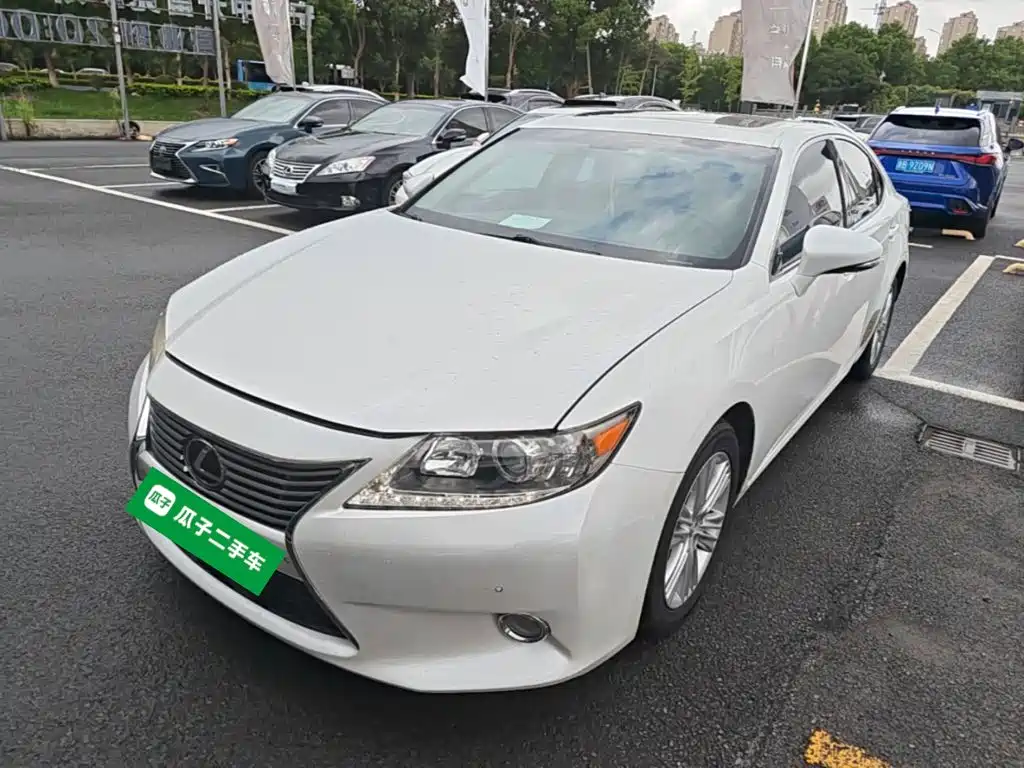 Lexus ES — миниатюра 2