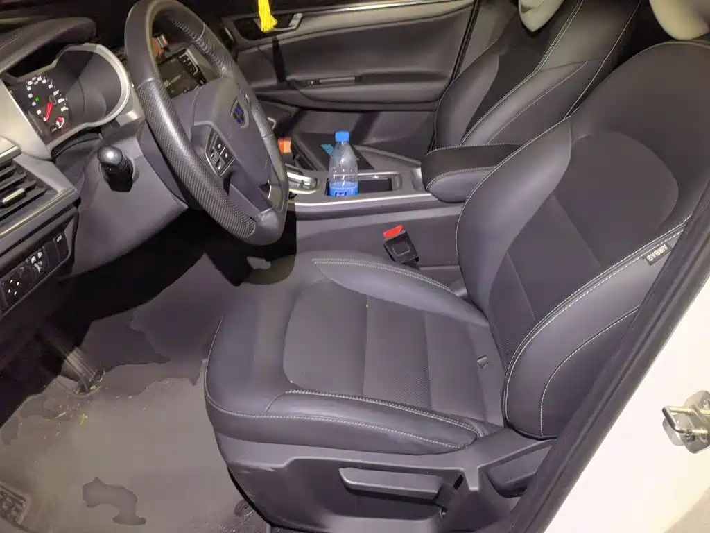 Geely Emgrand GL — миниатюра 11